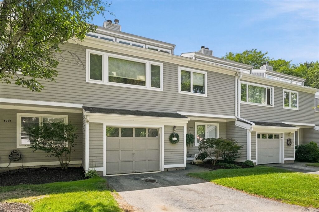 Property Photo: 1002 Pine Brook Dr 20 MA 01960