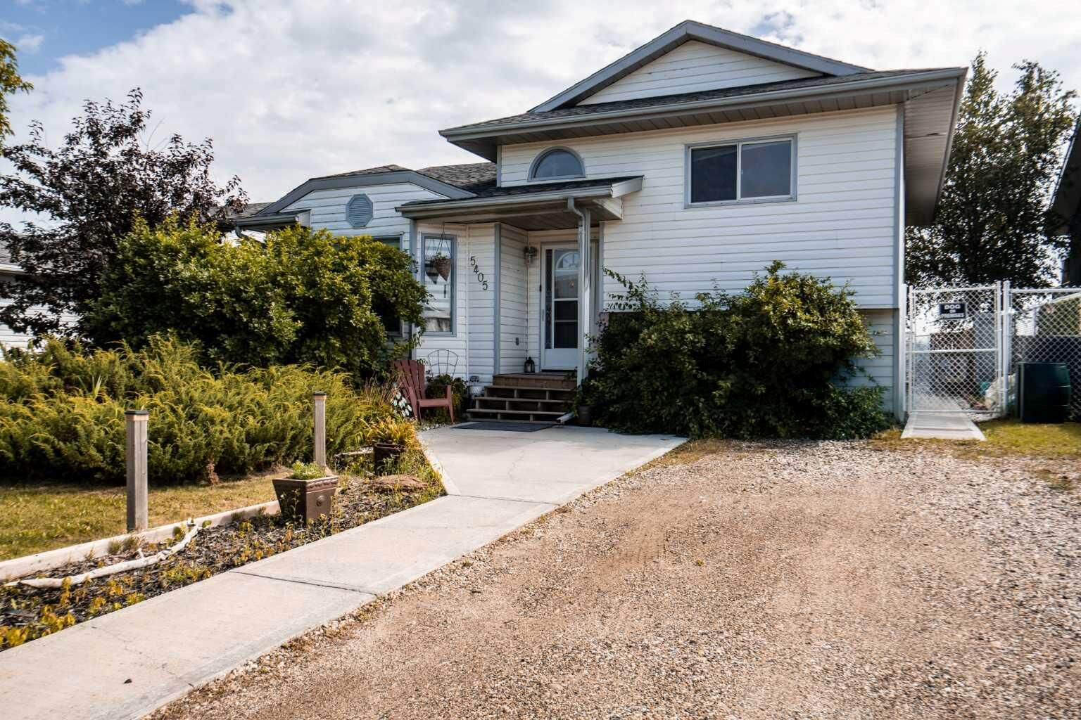 Property Photo:  5405 42 Ave  AB T0H 1W0 