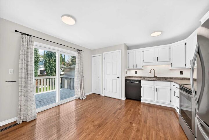 Property Photo: 116 McKerrell Close SE AB T2Z 1M2
