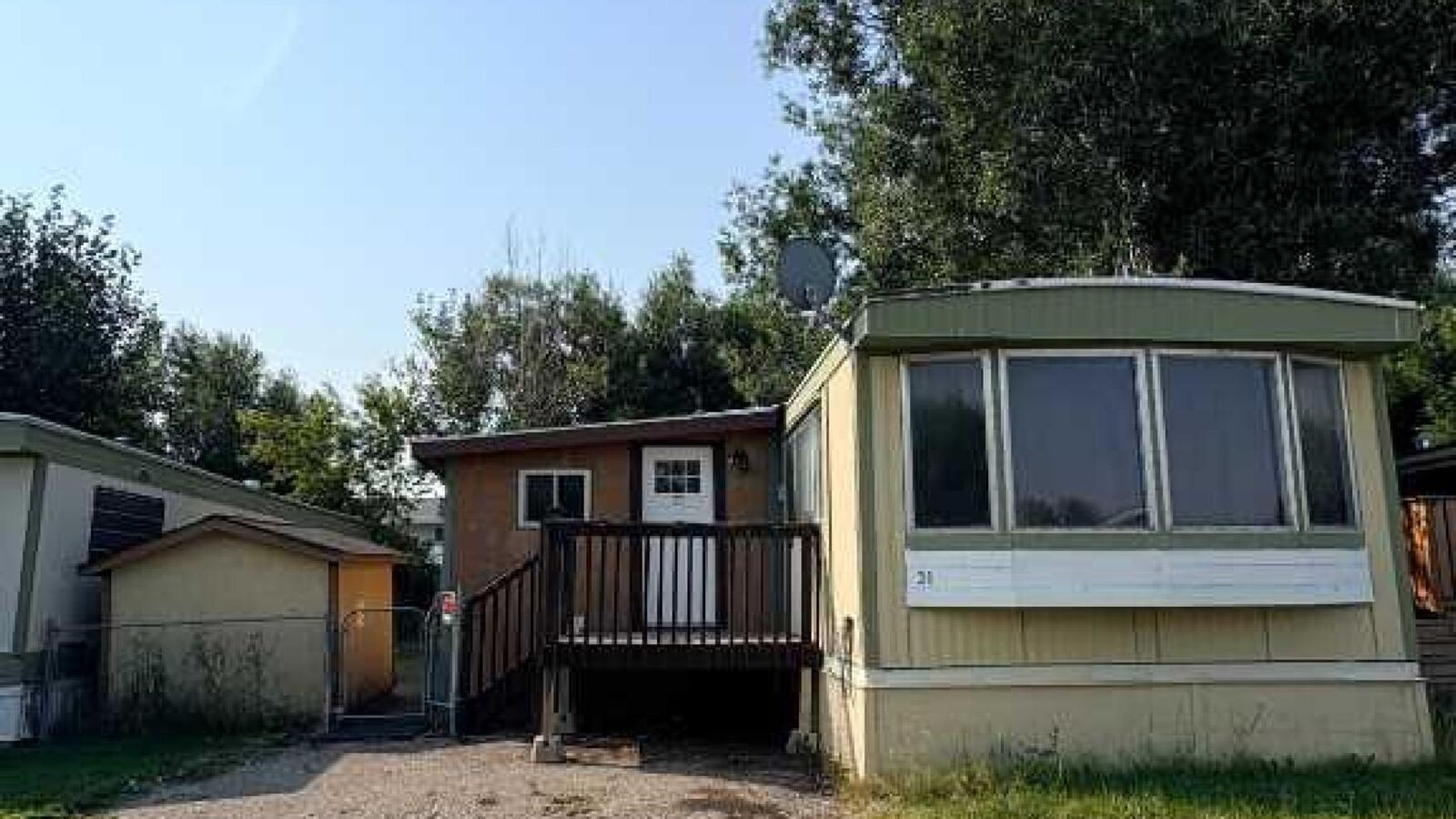 Property Photo: 895 Elizabeth Street 31 AB T0K 1W0