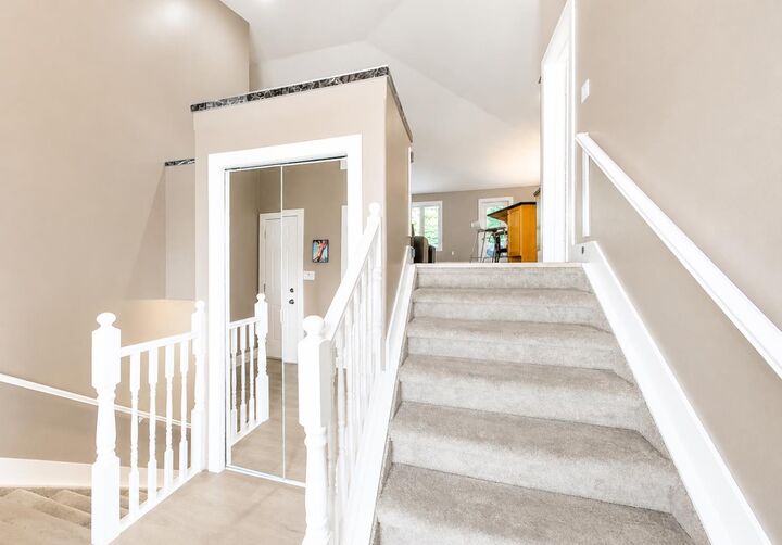Property Photo: 5604 16 Avenue AB T7E 1X1