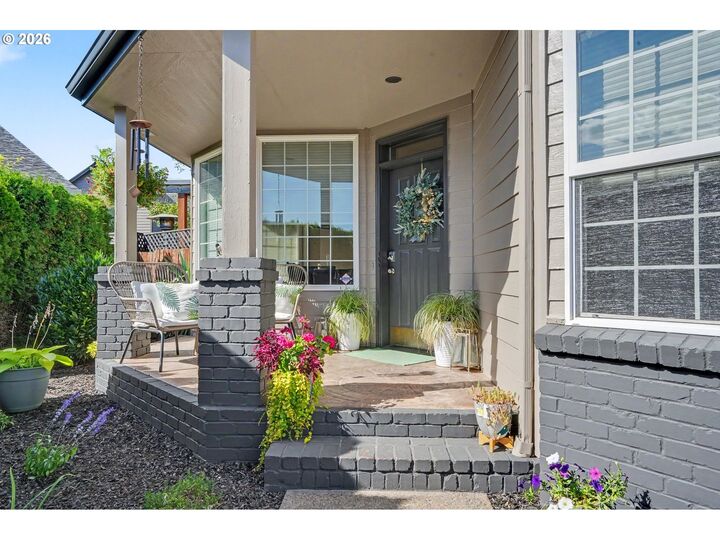 Property Photo:  2337 Margarett St NW  OR 97304 