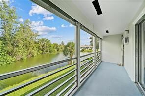 Property Photo: 114 Northampton F 114 FL 33417