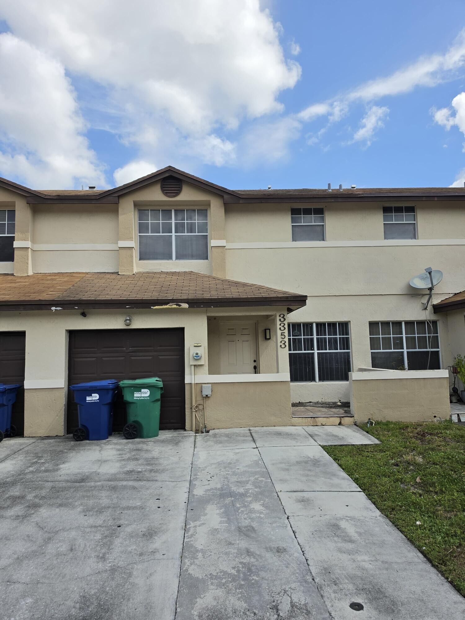 Property Photo:  3353 NW 197th Terrace  FL 33056 