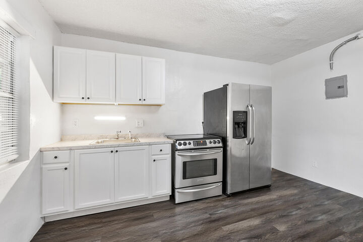 Property Photo:  271 SW 1st Street #1  FL 33441 