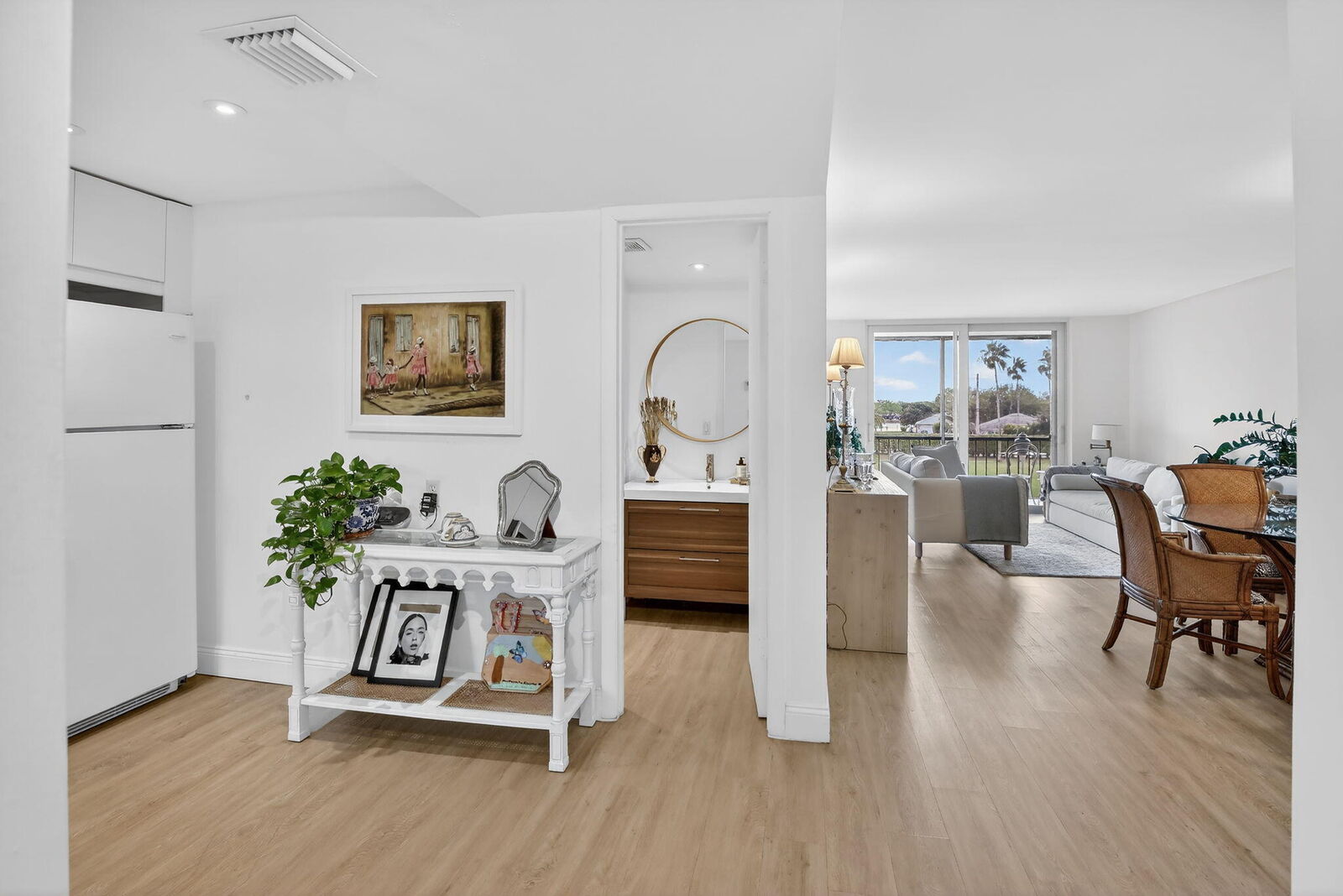 Property Photo:  9820 S Hollybrook Lake Drive 306  FL 33025 