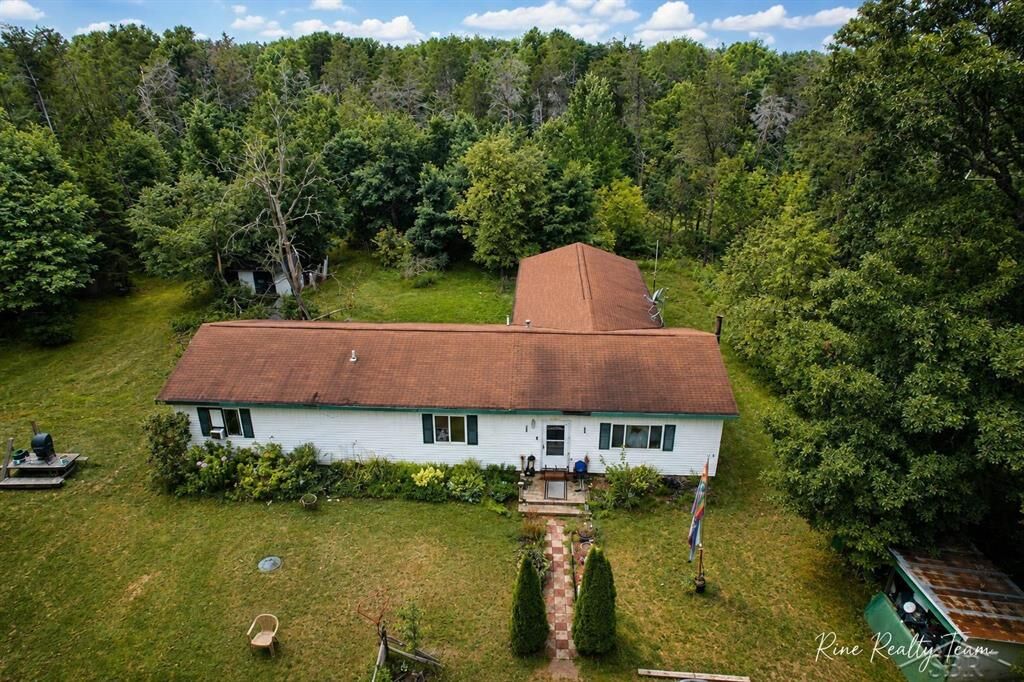 Property Photo: 10882 Chase Bridge Road MI 48653