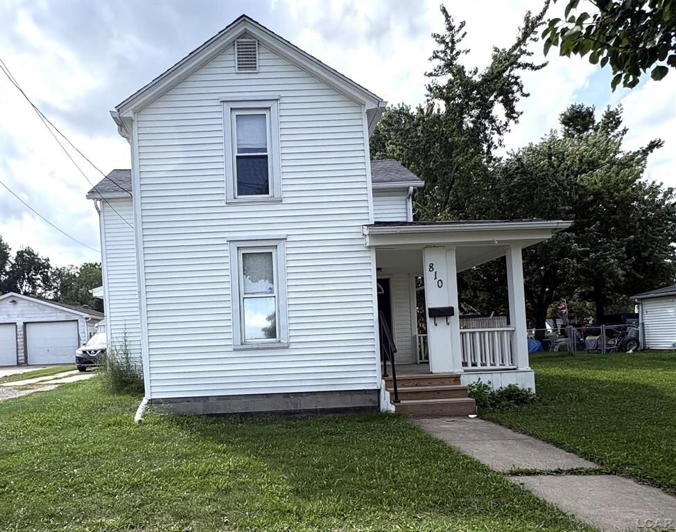 Property Photo: 810 Division Street MI 49221
