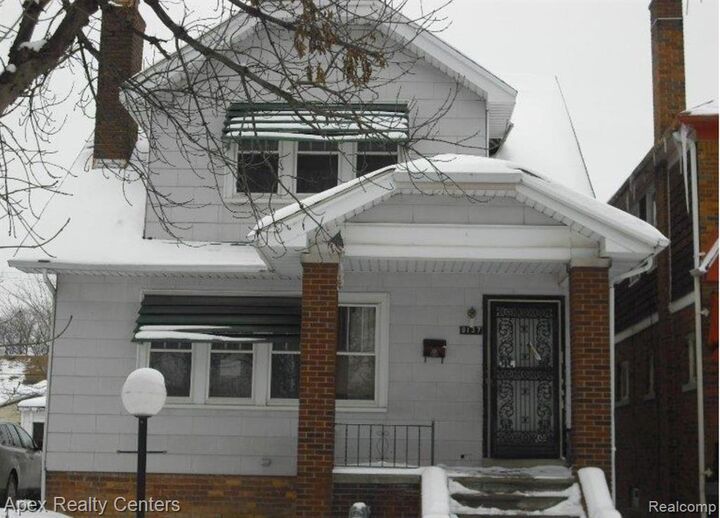 Property Photo: 8137 Wisconsin Street MI 48204