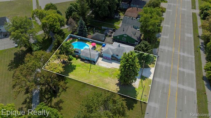 Property Photo: 403 Gratiot Boulevard MI 48040