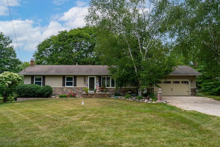 Property Photo: 554 S Bamber Road MI 48858