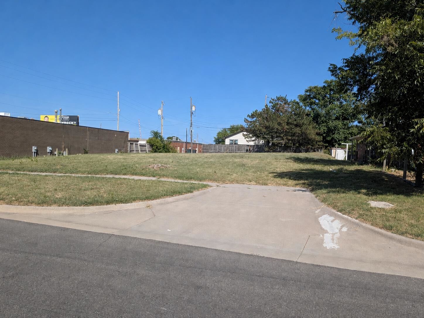 Property Photo: 642 N Sheridan Ave. KS 78203