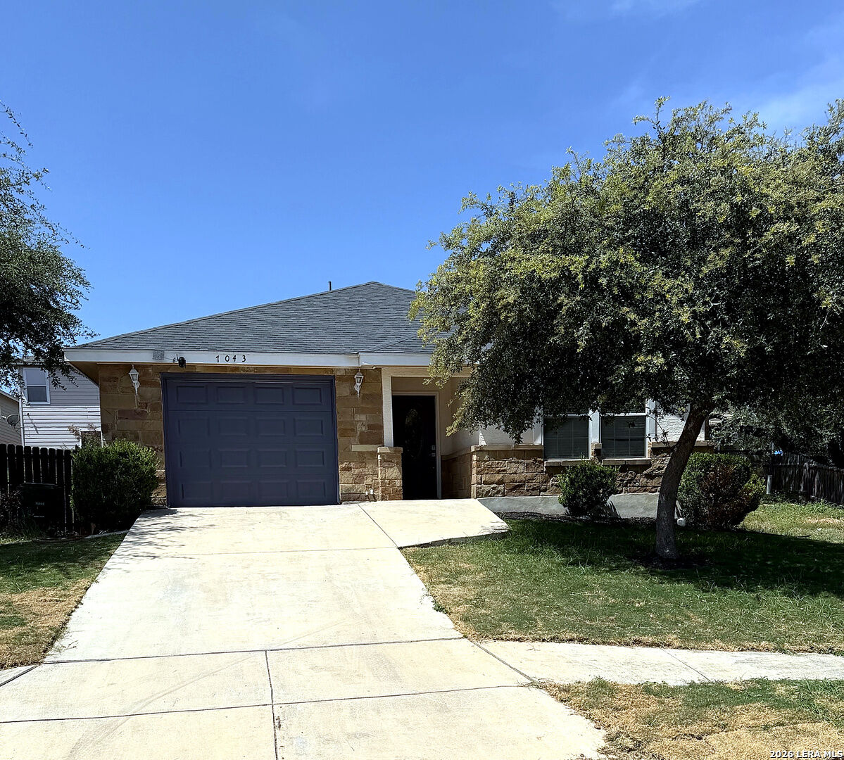 Property Photo: 7043 Hallie Ridge TX 78227