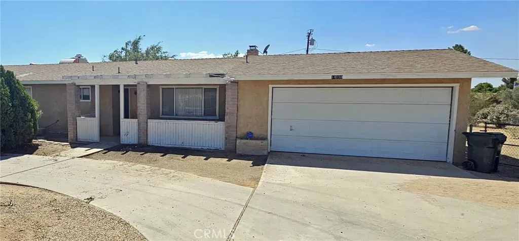 Property Photo:  14150 Apple Valley  CA 92307 