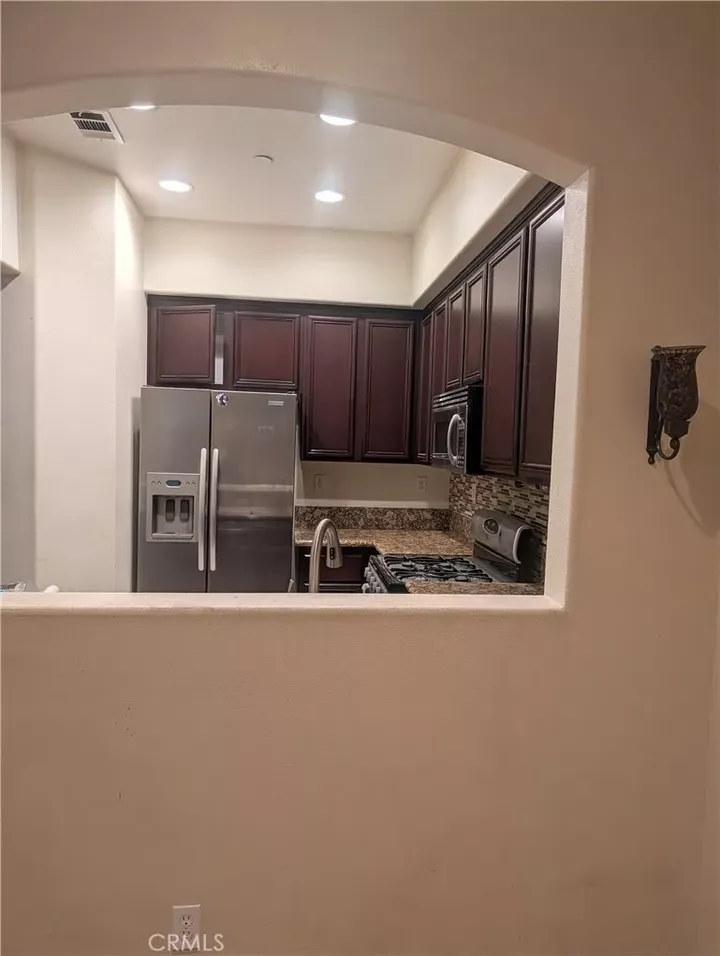 Property Photo:  50 Trailing Vine  CA 92602 