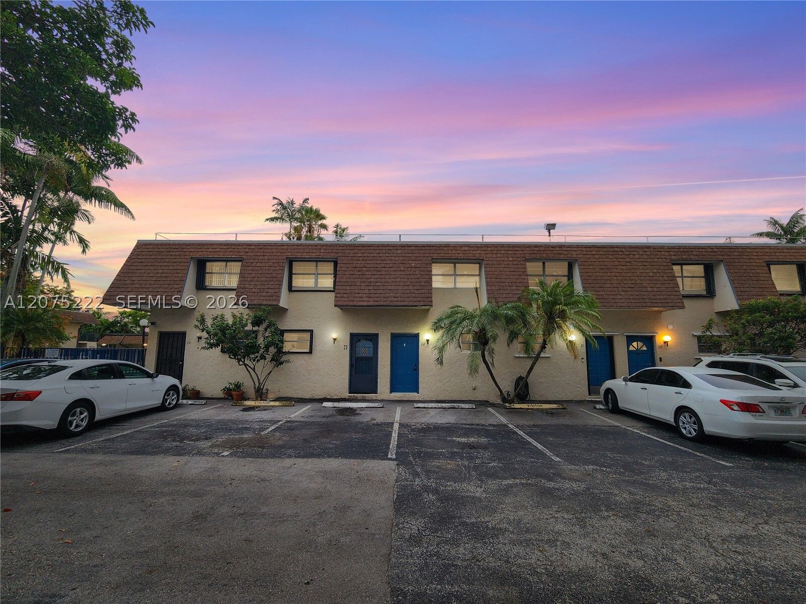 Property Photo:  15385 S Dixie Hwy 22 Hwy  FL 33157 