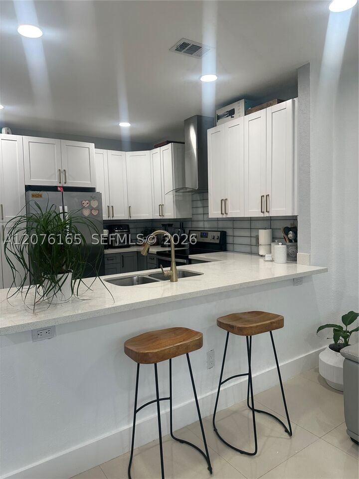 Property Photo: 15775 SW 41st St 68 FL 33027