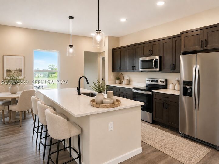 Property Photo:  1109 Kraft St  FL 33935 