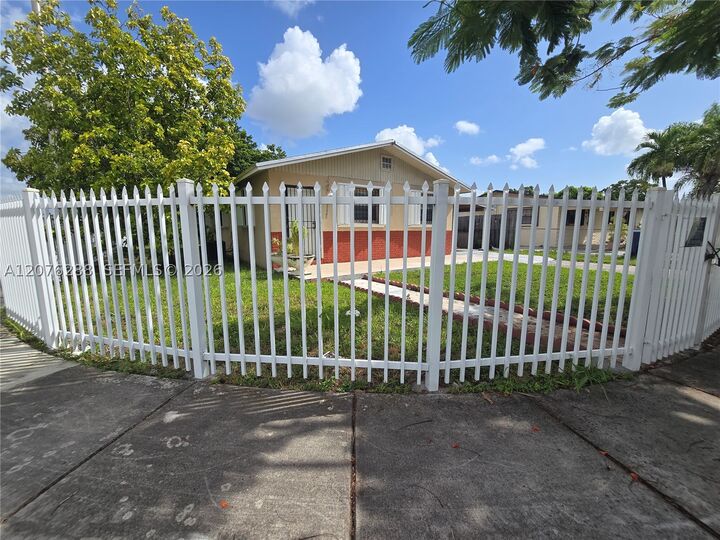 Property Photo:  11631 SW 182nd Ter 0  FL 33157 