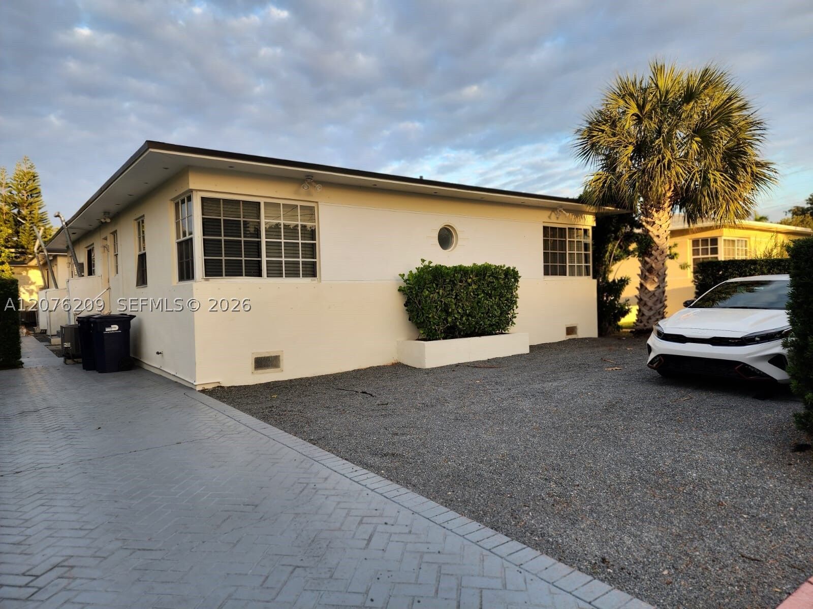 Property Photo:  2145 Bay Dr 2  FL 33141 
