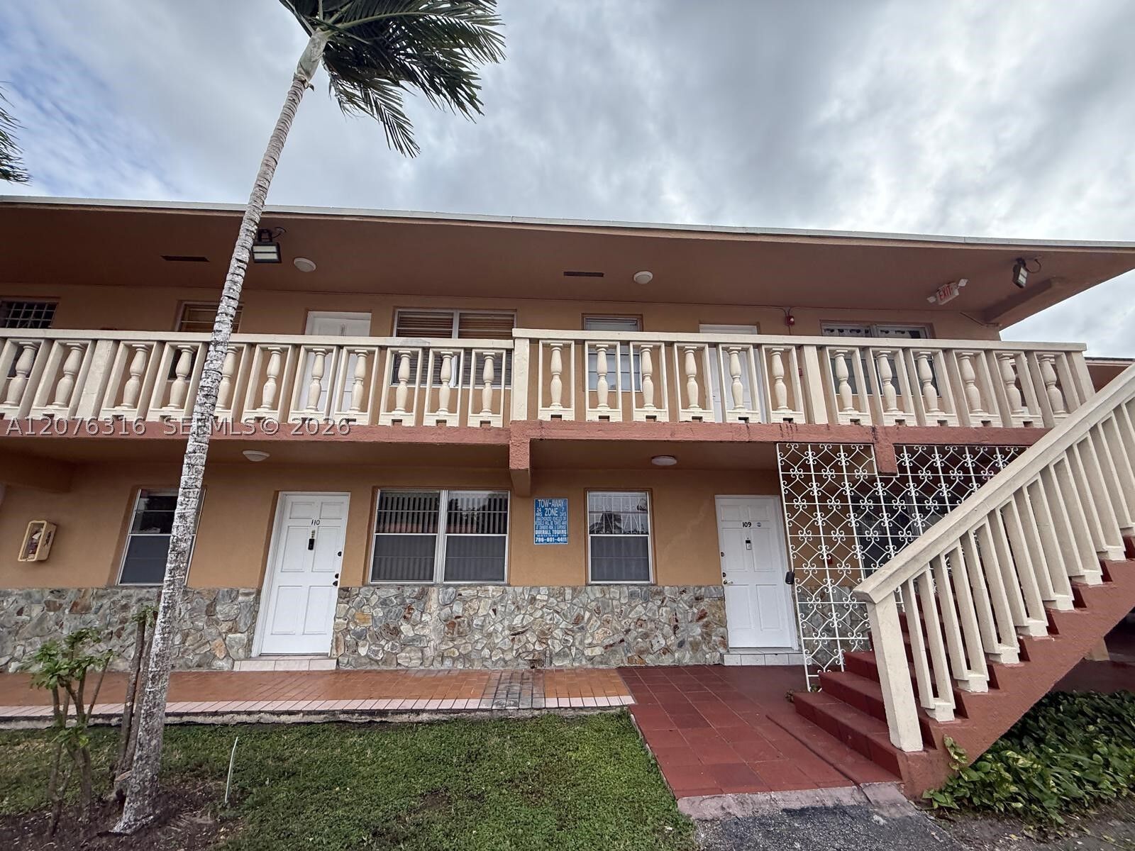 Property Photo:  1154 W 35th St 223  FL 33012 