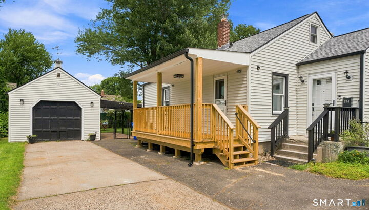 Property Photo:  134 Oxford Drive  CT 06118 