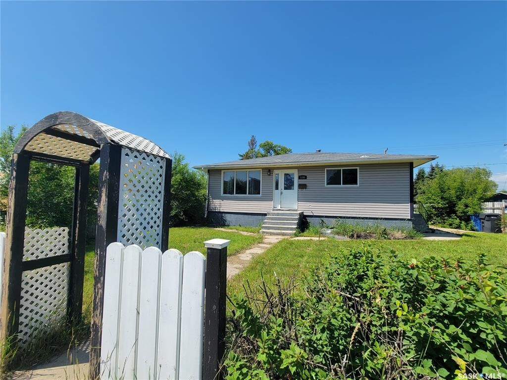 Property Photo:  1191 110th Street  SK S9A 2H5 