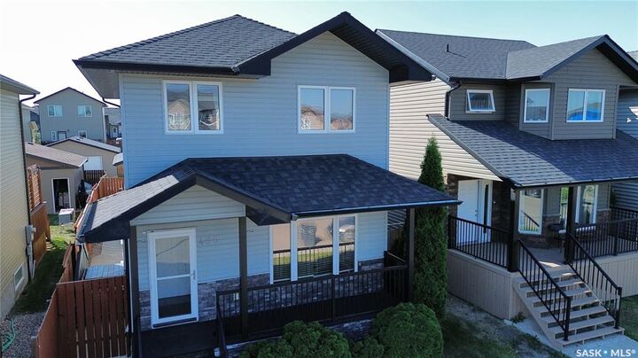 Property Photo: 450 Geary Crescent SK S7R 0E7
