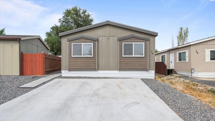 Property Photo: 200802 E Game Farm Rd 148 WA 99337