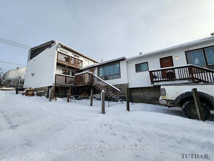 Property Photo: 43 Duncan Avenue S ON P2N 1X8