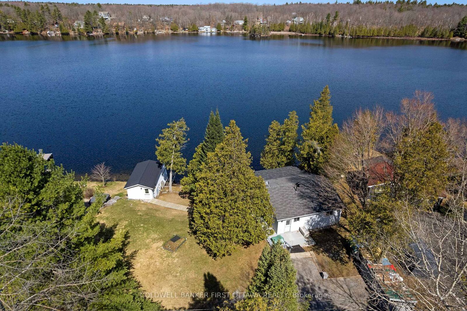 Property Photo:  214 Parsons Way  ON K0G 1K0 