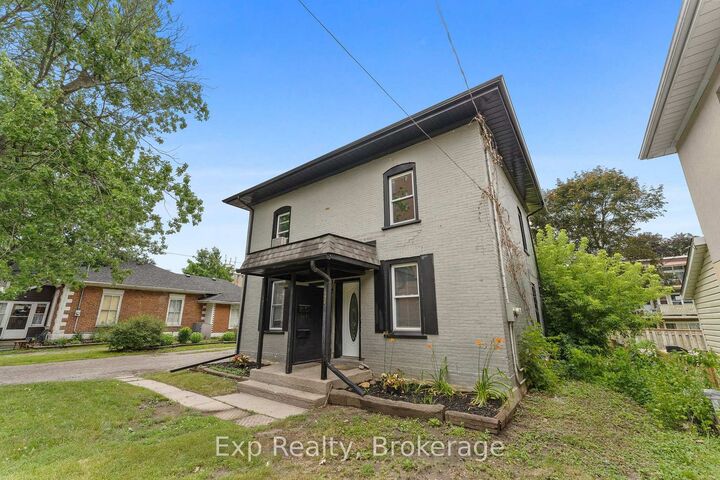 Property Photo: 497 Donegal Street ON K9H 4L9
