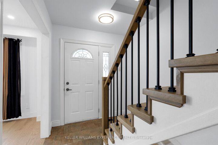 Property Photo: 49 Daphne Crescent ON L4M 2Y7