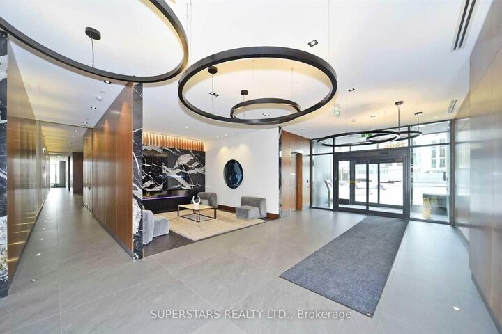 Property Photo:  7895 Jane Street 1616  ON L4K 0K2 