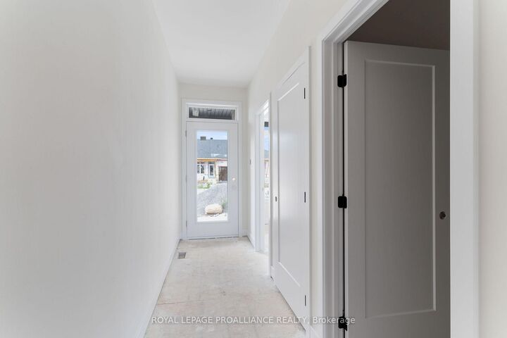 Property Photo:  1042 Turner Drive  ON K6V 0G8 