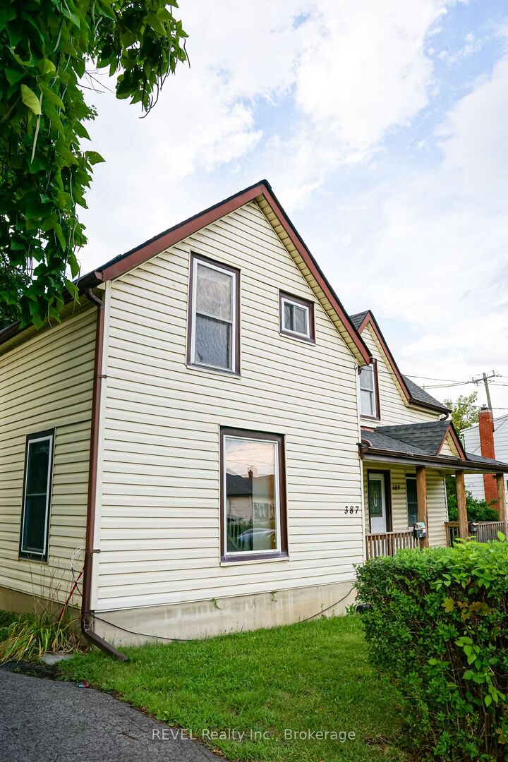 Property Photo:  387 Glendale Avenue  ON L2T 1C3 