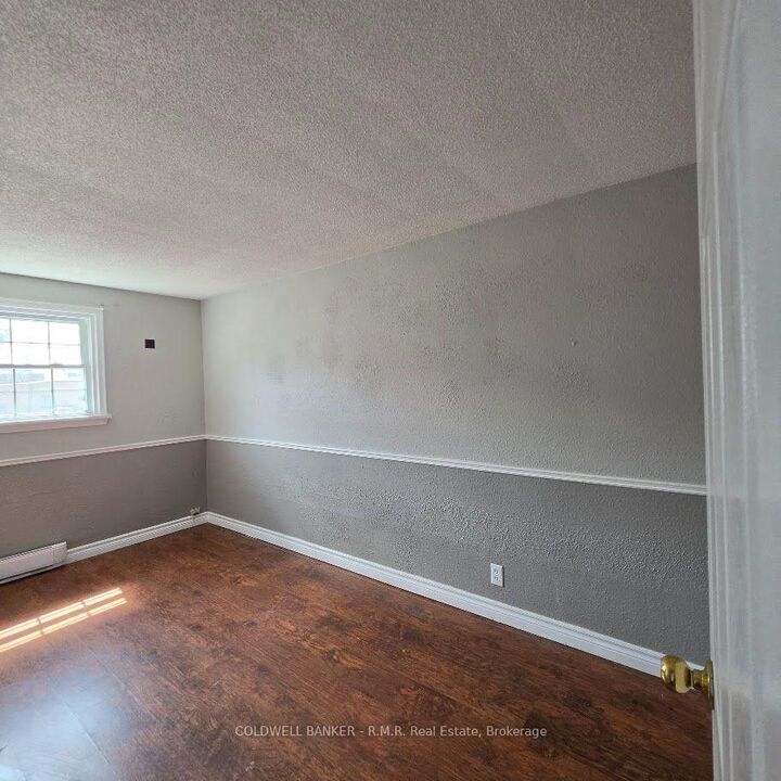 Photo de la propriété:  47 William Street N 6  ON K9V 3Z9 