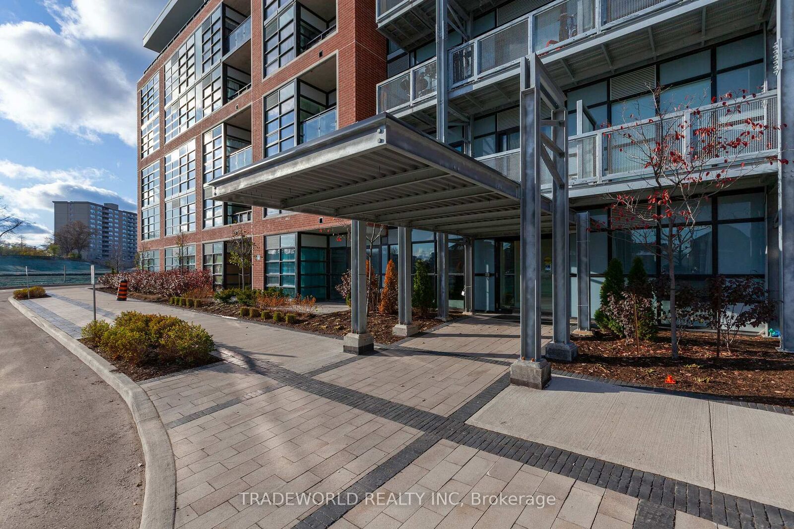 Property Photo:  15 Prince Albert Boulevard 607  ON N2H 0C2 
