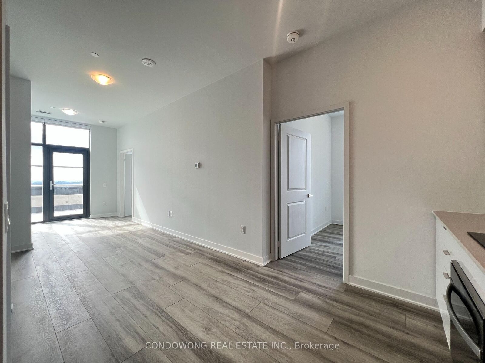 Property Photo:  2920 Highway 7 Road 2001  ON L4K 0P4 