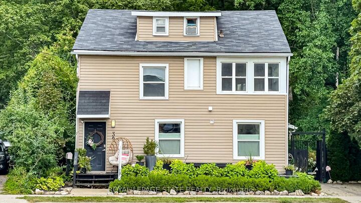 39 Park Street E — photo 1