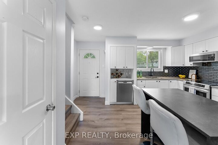 Property Photo:  3322 Addison Avenue 10  ON L2J 3L1 