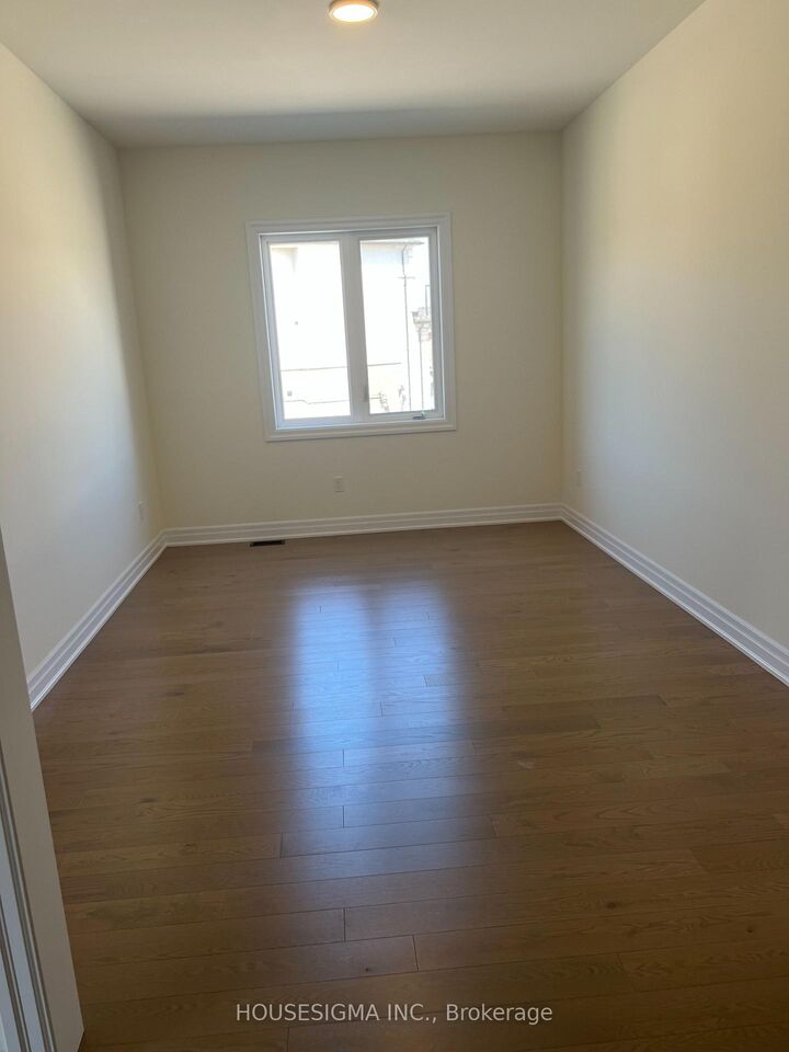 Property Photo: 10 Max Bulmer Court ON L3X 3J9