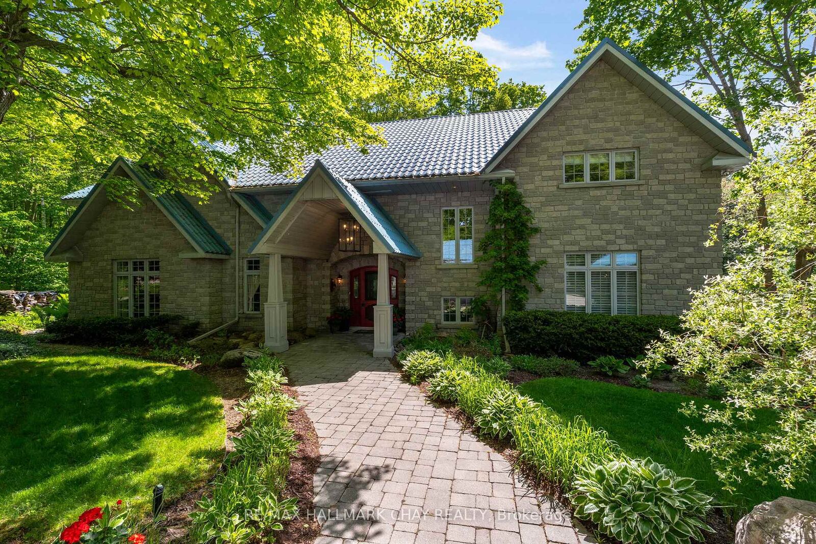 Property Photo: 3778 Vasey Road ON L0K 2C0
