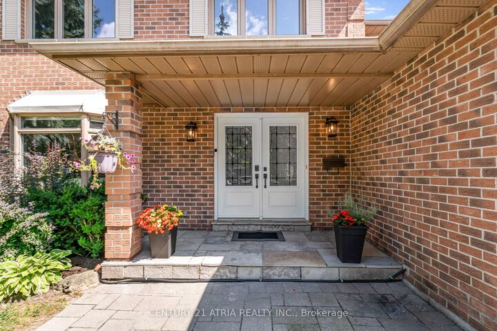 Photo de la propriété: 57 Ashfield Drive ON L4E 2L1