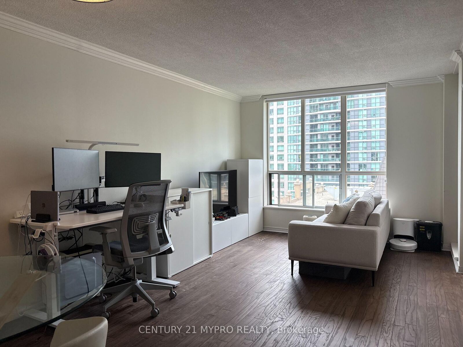 Property Photo:  55 Harrison Garden Boulevard Lph6  ON M2N 7G3 