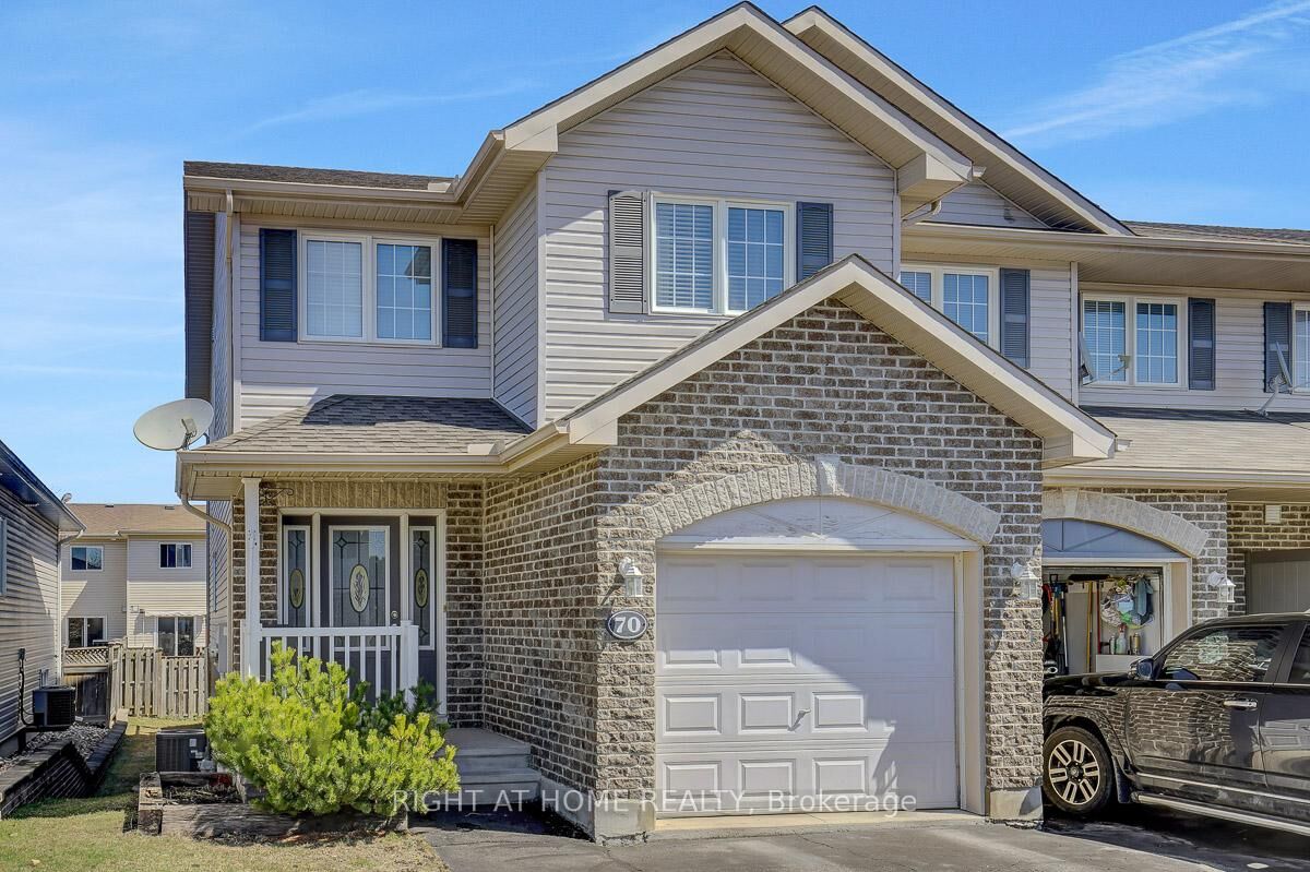 Property Photo:  70 Frieday Street  ON K7S 0A6 