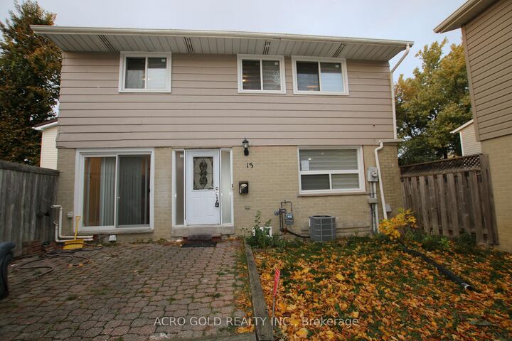 Property Photo: 13 Hillgate Drive ON L6S 1P9