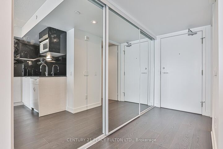Photo de la propriété: 72 Esther Shiner Boulevard 309 ON M2K 0C4