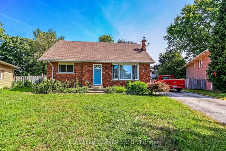 12 Alba Avenue — photo 1