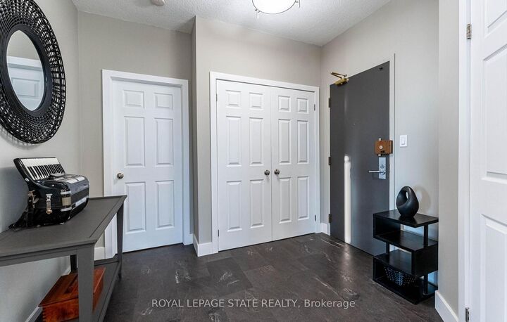 Property Photo:  67 Caroline Street S 17C  ON L8P 3K6 